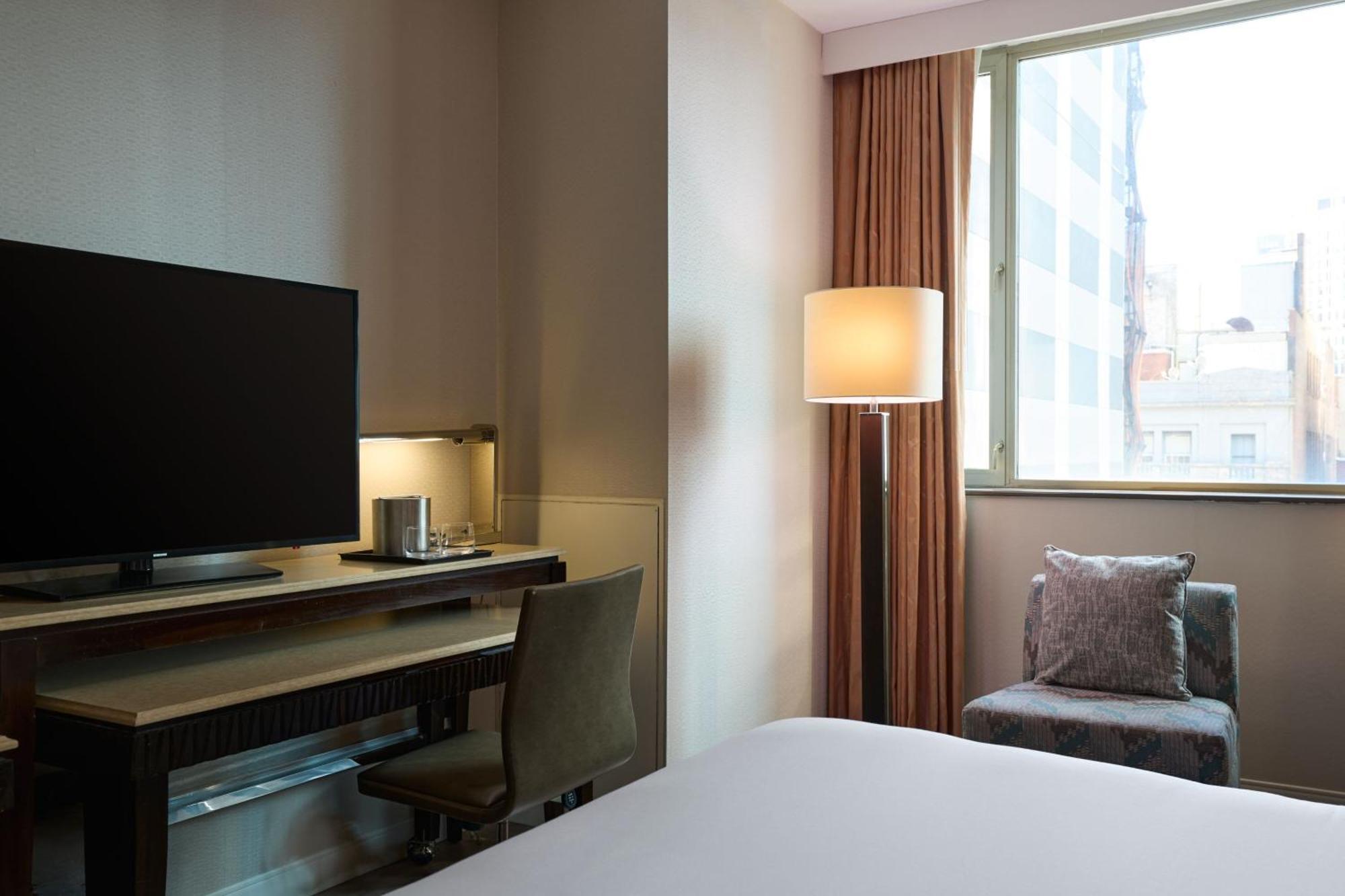 Sheraton Brooklyn New York City Exterior photo