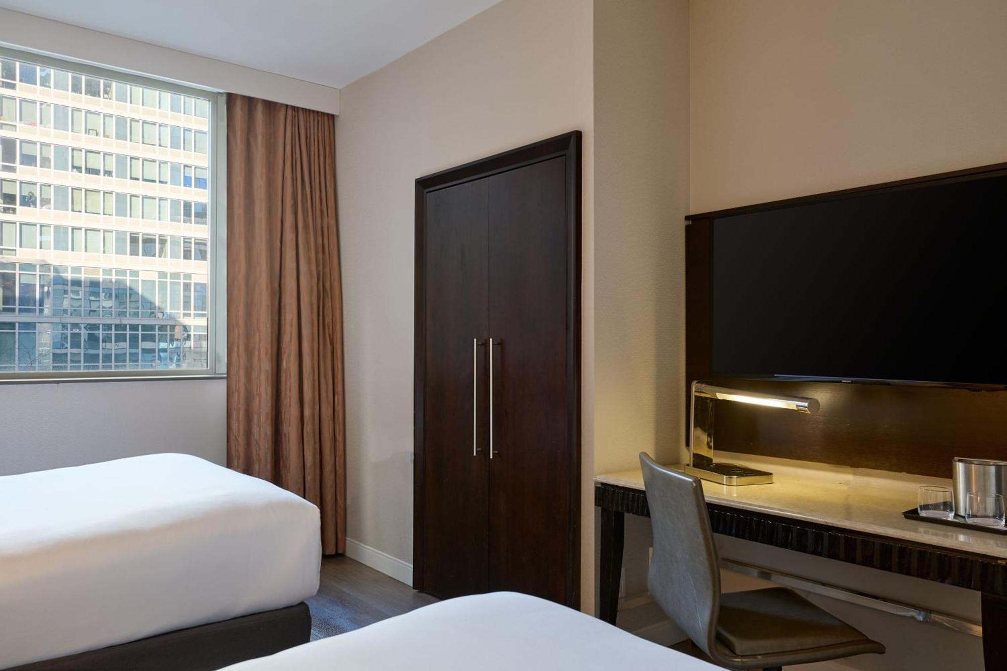 Sheraton Brooklyn New York City Exterior photo