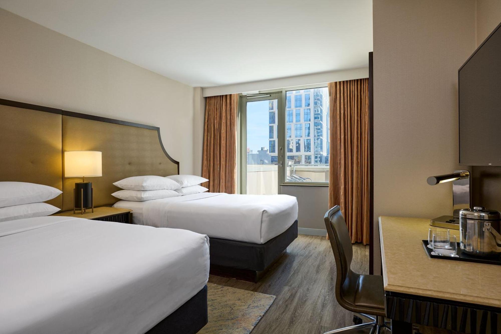 Sheraton Brooklyn New York City Exterior photo