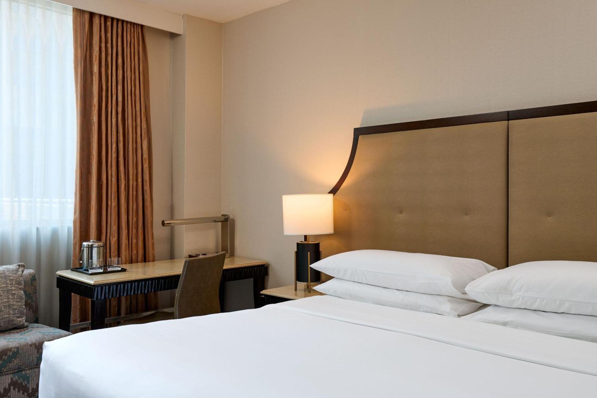 Sheraton Brooklyn New York City Exterior photo