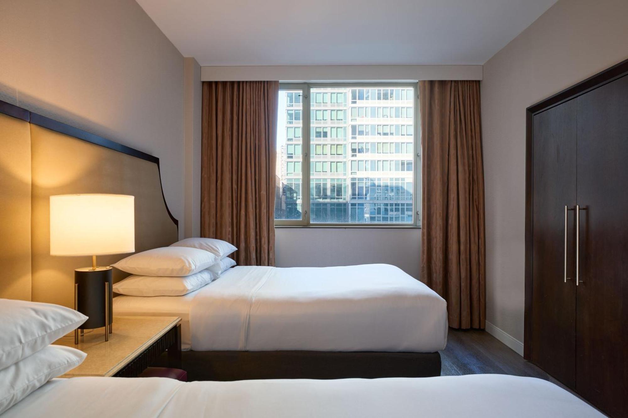 Sheraton Brooklyn New York City Exterior photo